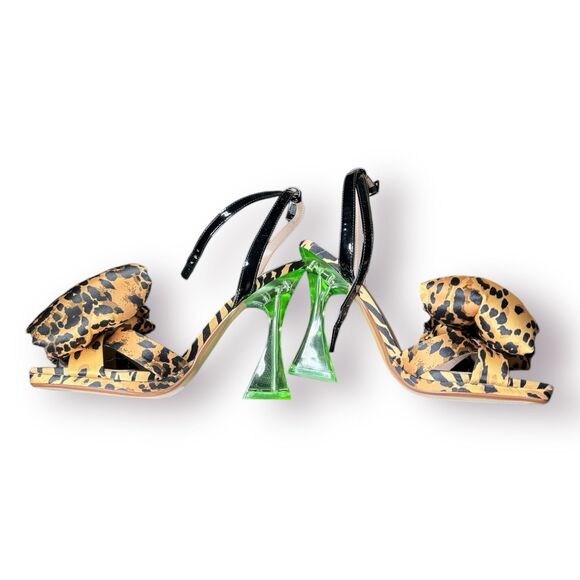 Betsey Johnson Pollie Leopard Print Satin Bow Gem Stones Women’s Heels Size 7M - Picture 2 of 10